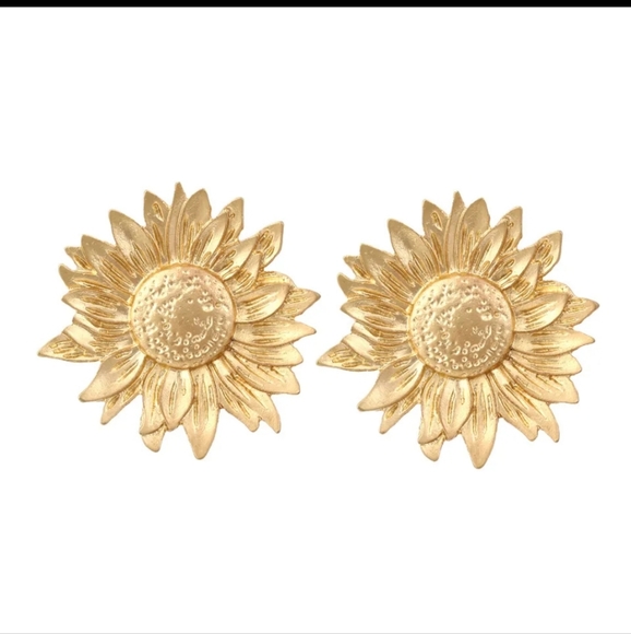 Sunflower Earrings 🌻 - Picture 1 of 6
